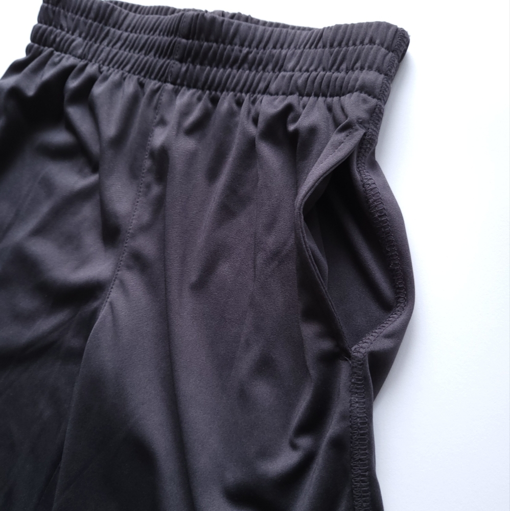 Kids Boys Size 5/6 Shorts - Picture 6 of 10